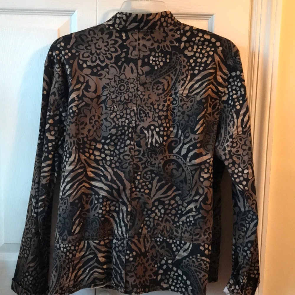 Jacket - Picture 3 of 4